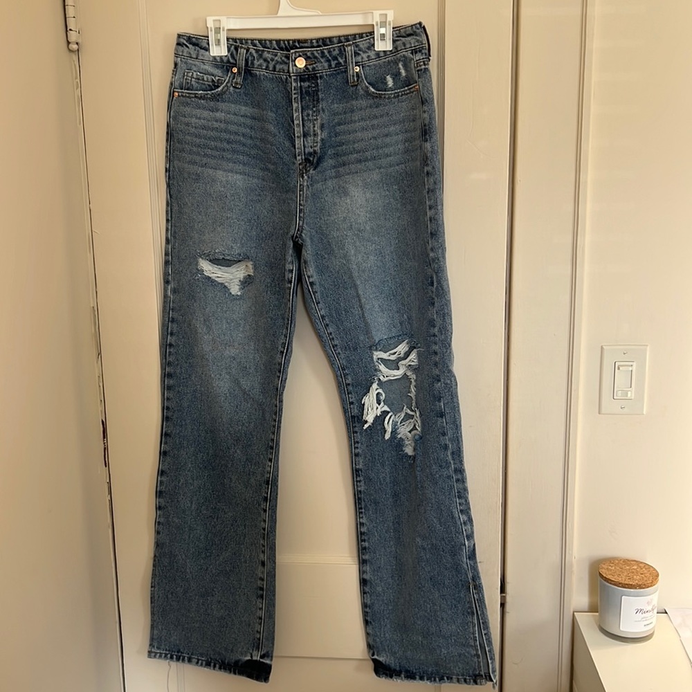 NEVER WORN FASHION NOVA JEANS